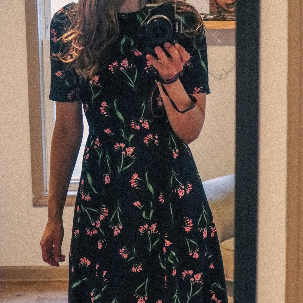 H&M black floral midi dress size 4